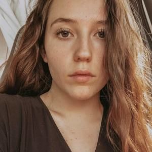 Meet your Posher, Avery